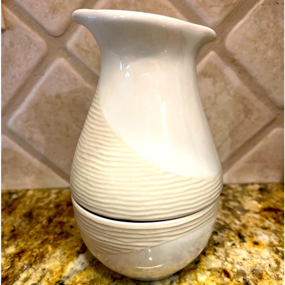 3 Piece Vintage Pfaltzgraff Creamer Sugar bowl 
with Lid - Picture 2 of 5